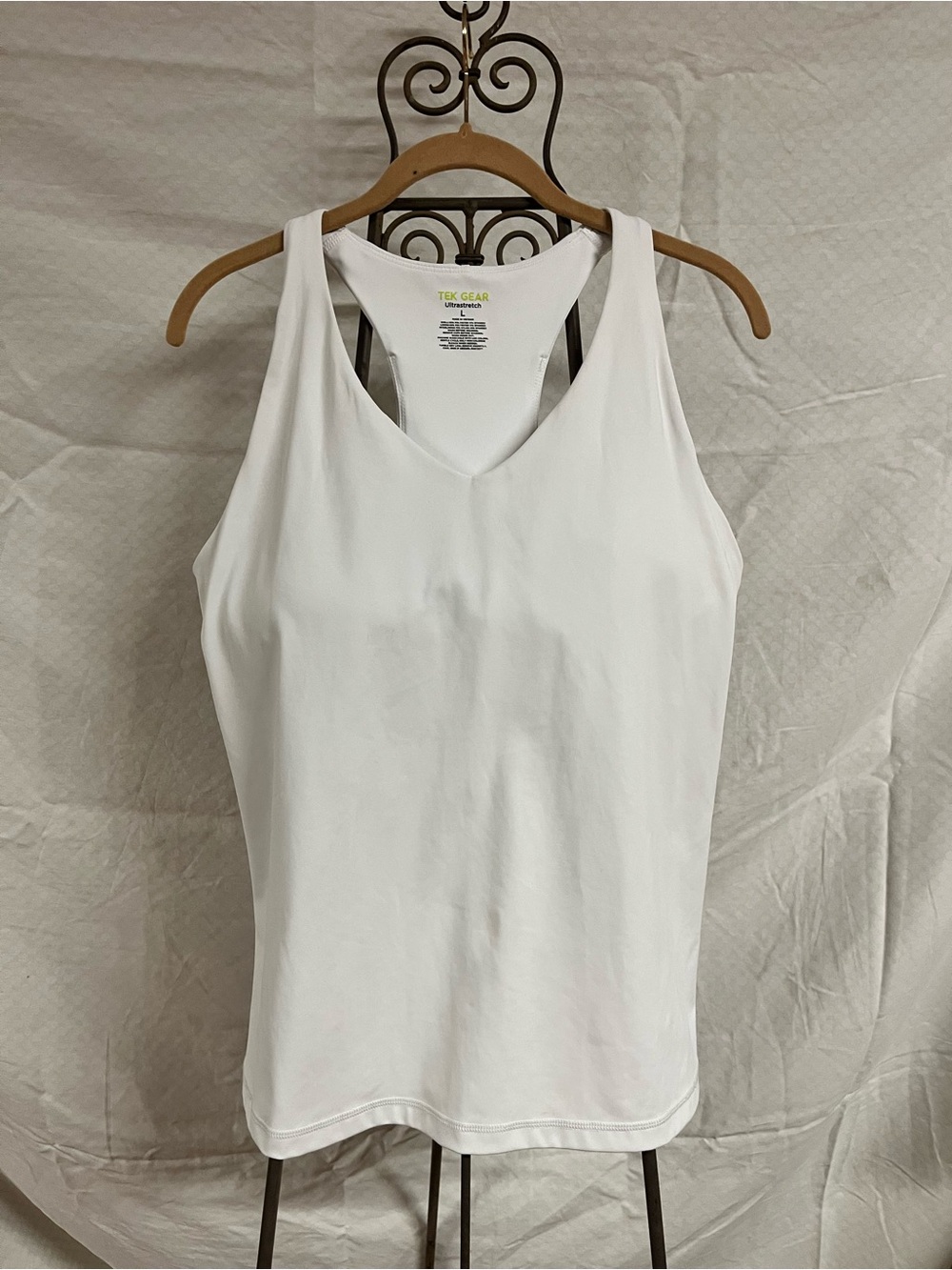 Women's Tek Gear® Ultrastretch Built-In Bra Racerback Tank Top Active White L
